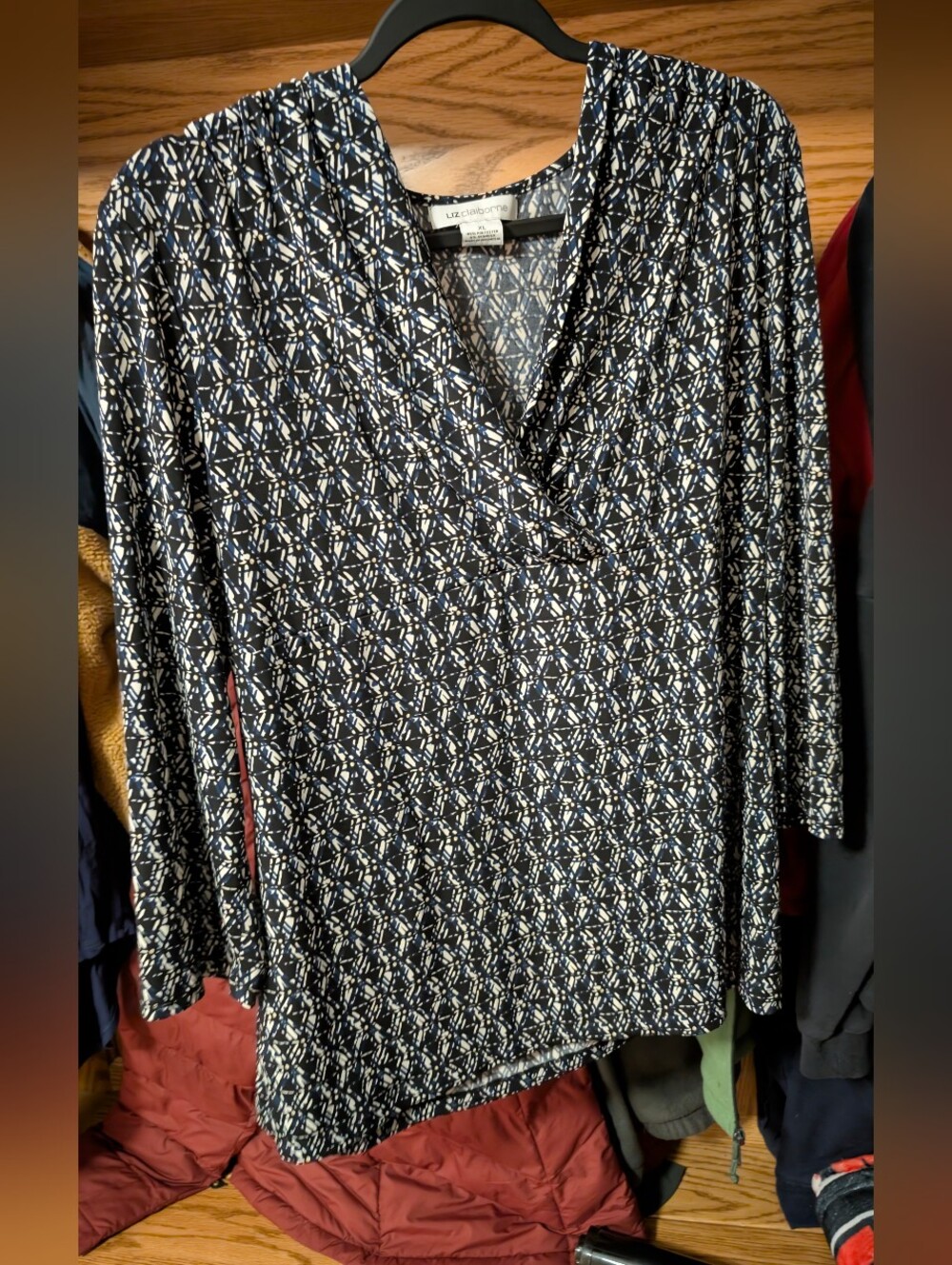 Liz Claiborne Abstract Print Blouse in Black & White Size XL